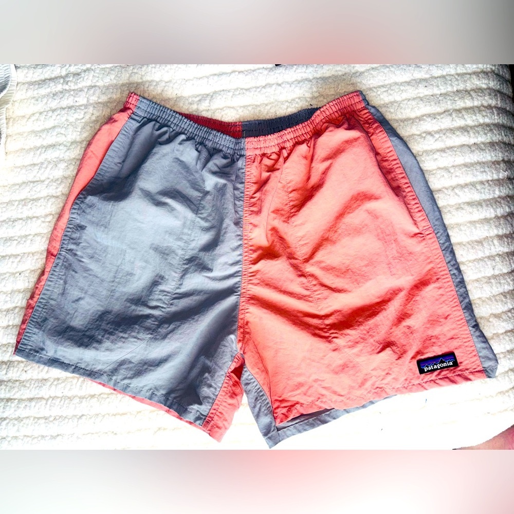 Patagonia Grey & Salmon Pink Color Block Swim Trunk Shorts Size: Medium
